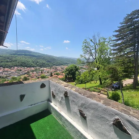 Complex Brashlyan Hotel