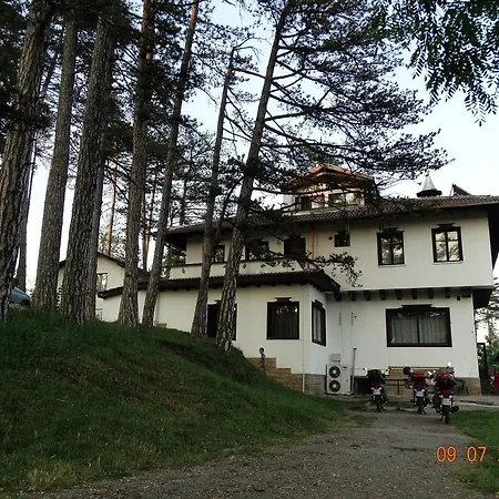 Complex Brashlyan Tryavna