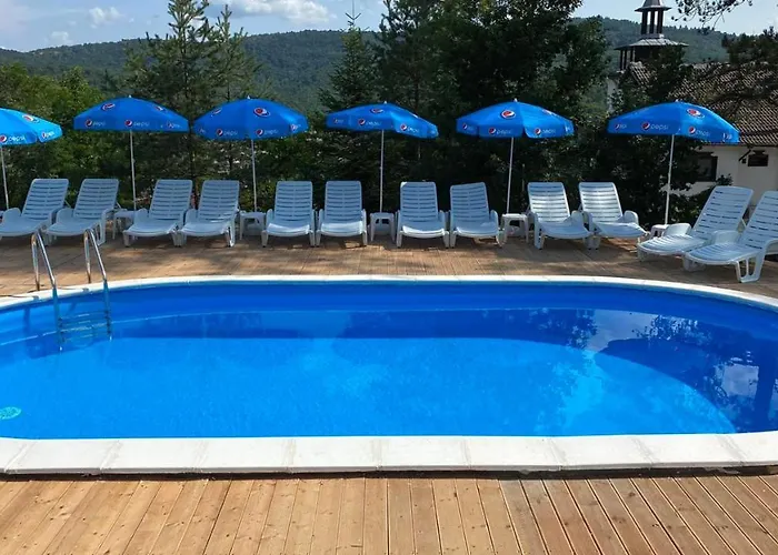 Hotel Complex Brashlyan 2*