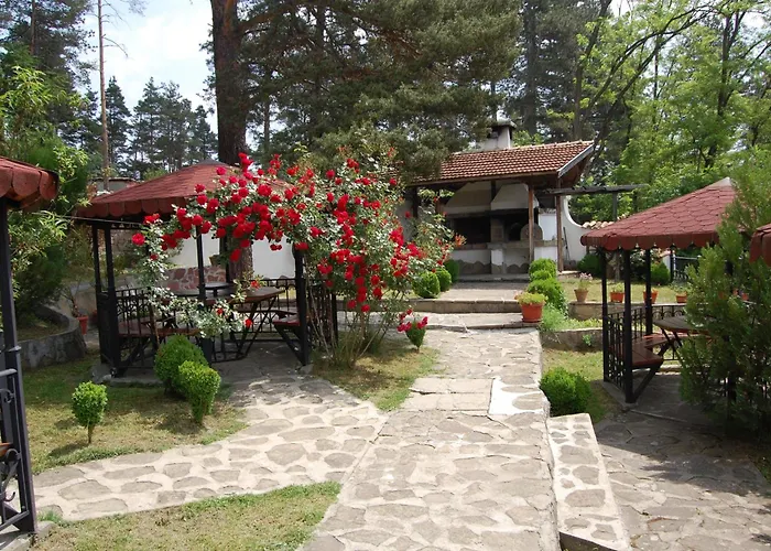 Hotel Complex Brashlyan 2*